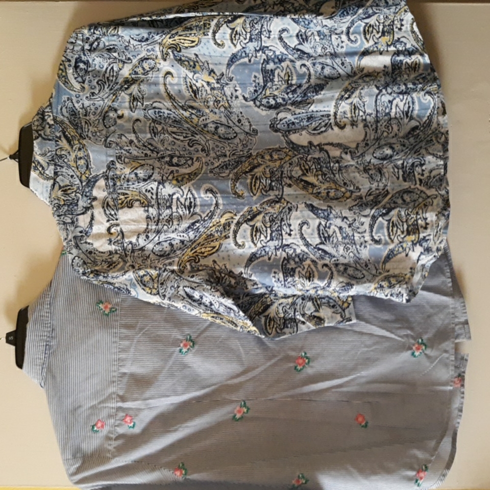 Allison Daley Tops - Picture 2 of 10
